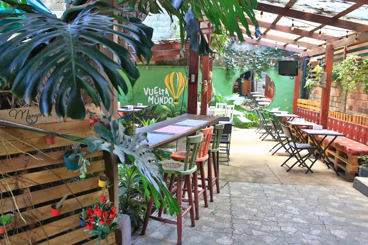 Mangifera Hostel Grecia Exterior photo